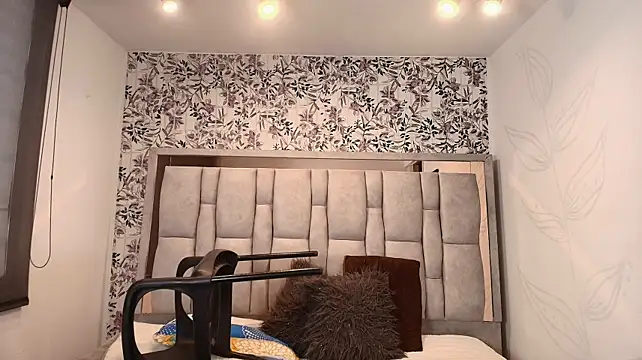 Sofi_Blake__ - SHOW ASS + BOUNCE 🍑