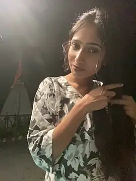 Neetuuuuu11 - Show My Face With Nude