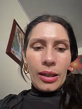 ALYSSON__11 - Show pussy + spit