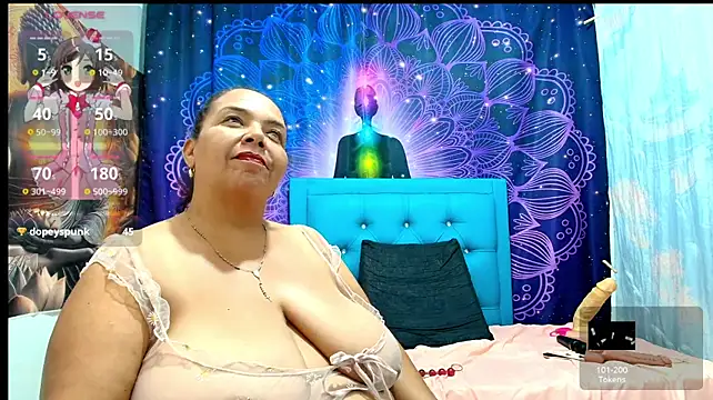 Mrs_scarlett - jump boobs