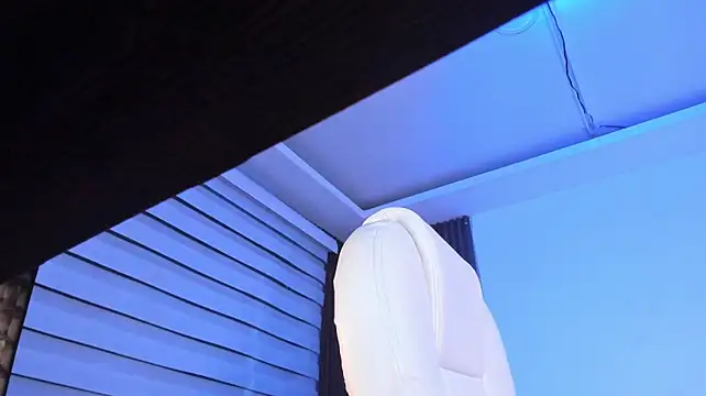 Mili_Cat - TITJOB AND CUM ON MY BIG BOOBS