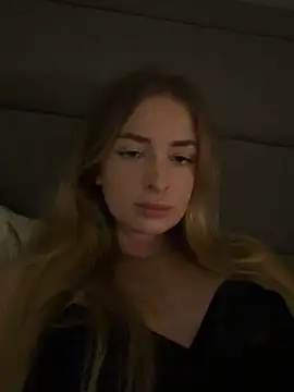 EvieEvans - Last tipper gets 33min Ikea video