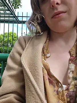 Public_Katrisha - Show my pussy close