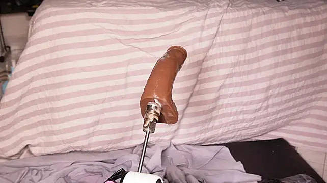 Sienna_miller_27 - much squirt in you cock