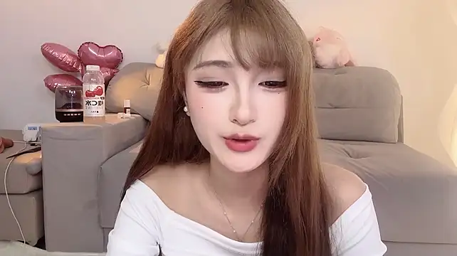 YaoYao_o - 换情趣衣服跳舞