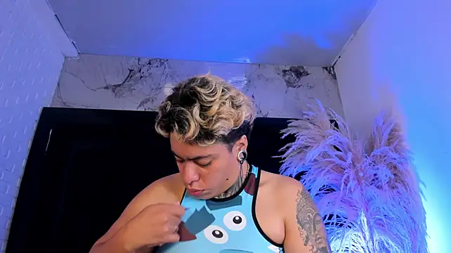 CasperMilers - striptis +suck dildo 🍆💦
