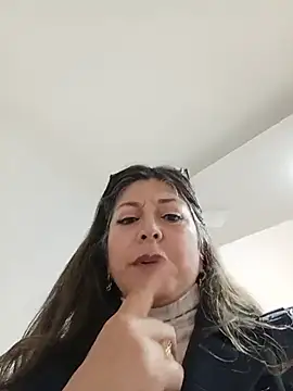 Emma_tour - W Make me vibrate in public