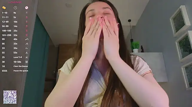DonnaBurkee - keep moving wet fingers in tight pussy