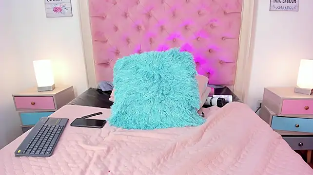 DominicaBecquer - NAKED🔥🔥