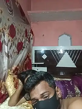 Hot_Indiancpl