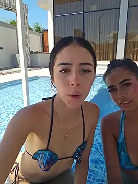SAMY_AND_ARI - One girl finger pussy in the pool