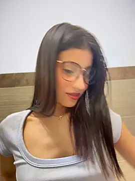 Alejandra_ospina - HARD FUCK PUSSY IN PUBLIC MALL+ CREAMY
