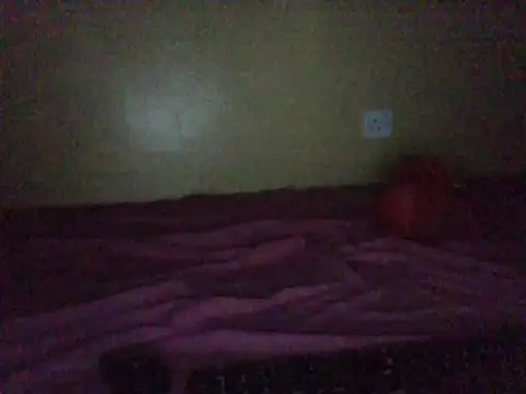 Juicy_boobie - welcome to my room guys.naked body