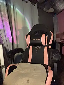 Your_Anal_Amberr - Naked, Fuck Pussy, & Squirt