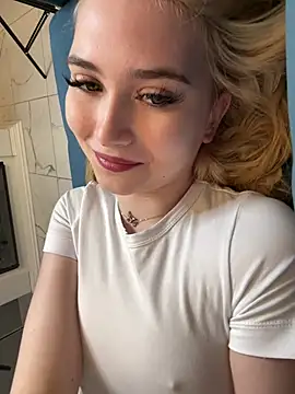 CocosikRay - pinching my nipples + close-up