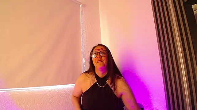Lyrasweet - Spit my boobs ✨
