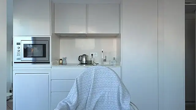 TammiLou - boobs