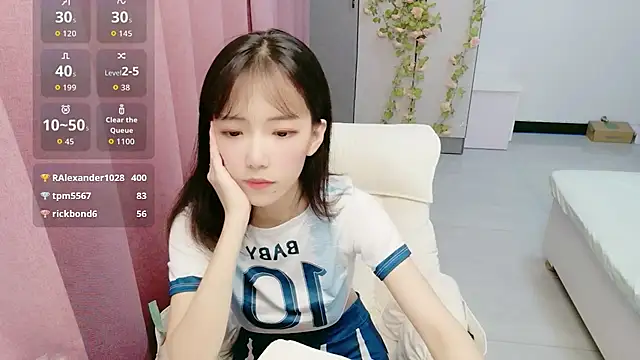 LovelyDianDian - 脱上衣五分钟