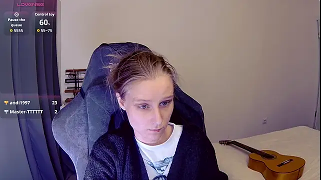 KatiKate - sucking fingers sexually