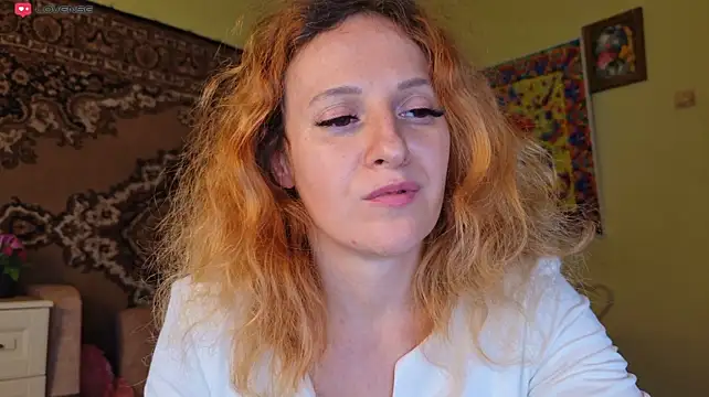 SimaGoldy - Naked & Sexy Pose