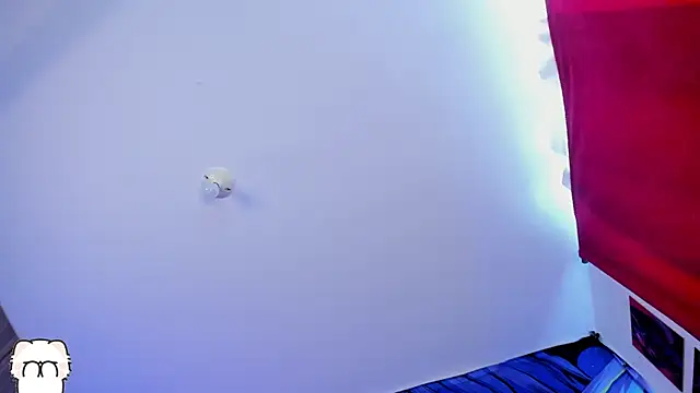 Emiilycollins - RIDE TORSO AND SHOW SQURT (LEGS OPEN)