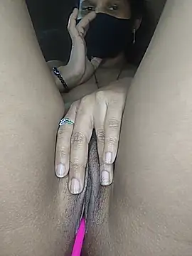 Malikasharavatea - Ass hole 2 toys face show ni public