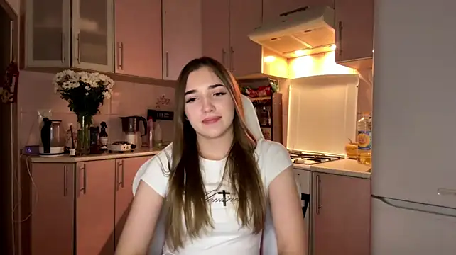 PamelaBurson - I'll show you my pussy in PM:3