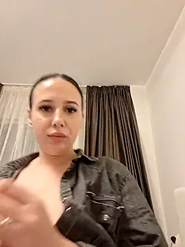 AlessiaMarais - PLAY WITH DILDO In SHOWER 💦😈🔞🍆
