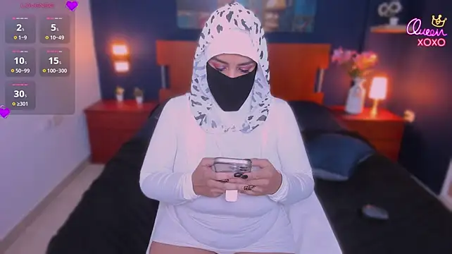 Hana_falak - squeeze boobs