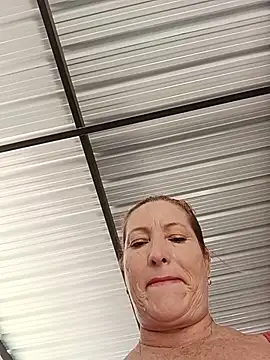 Sexy-Woman-Mature - Riding a dildo