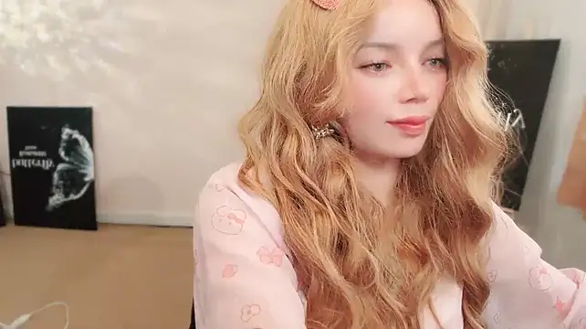 Audience114 - 💕 忽略我的嘴唇 被蜜蜂蛰了
