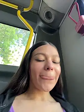 Alyshanon18 - LICK NIPPLES🥵