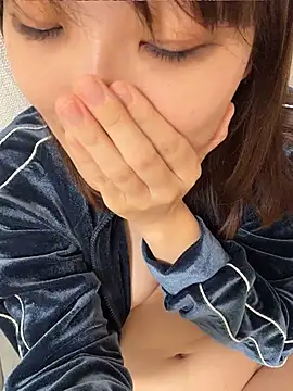 Hiiichan88 - おしりみせる
