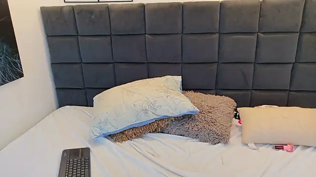 Emilyrossett - SHOW CUM