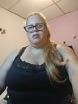 EllisW8 - naked