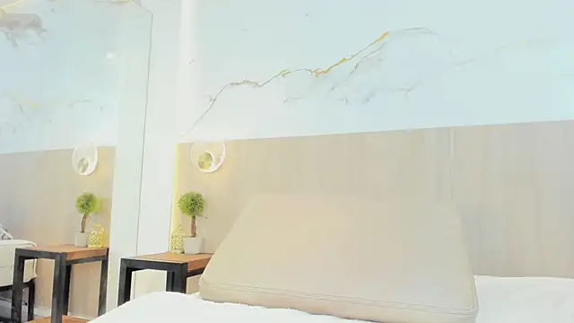 Hanna_steel - Spank ass so red and drip the oil🍯