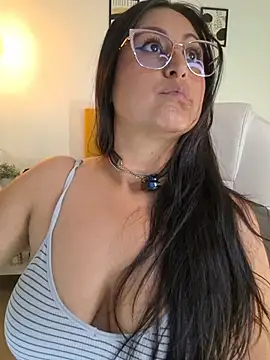 Amber_gold_ - put a finger in my ass / zoom /