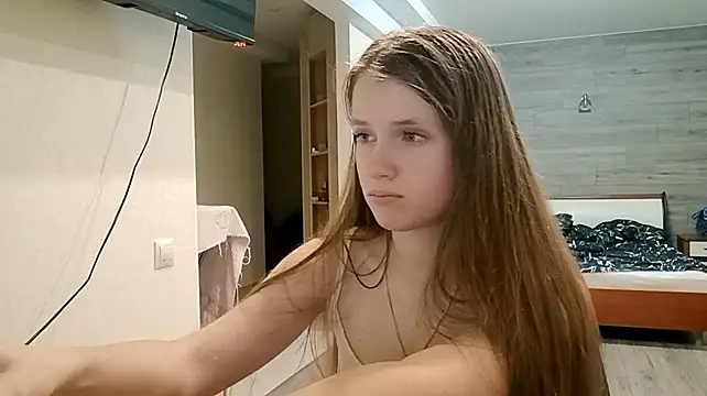 CecilleSollors - Tease my boobs under t-shirt🥰