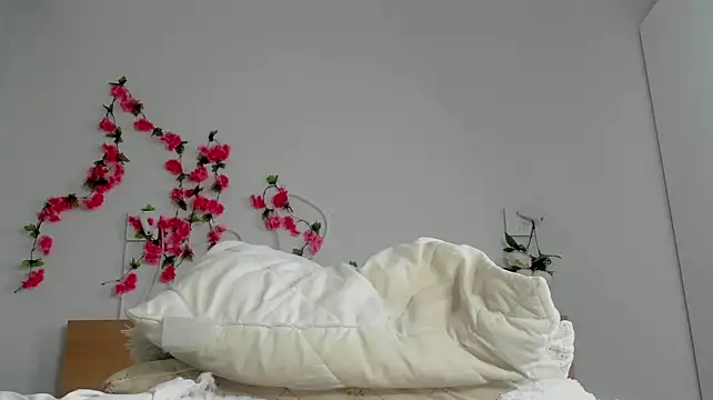 CleotildePiel - tease u with panties <3