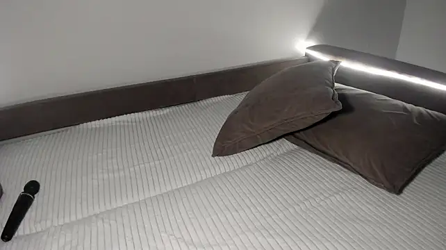 Im_lucky_adam - Fuck show without mask and cum on face^^