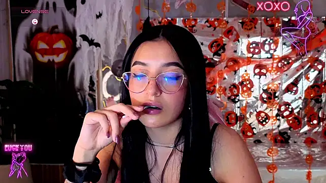 Sophiadoll_tf - Bye Panties and Show Pussy