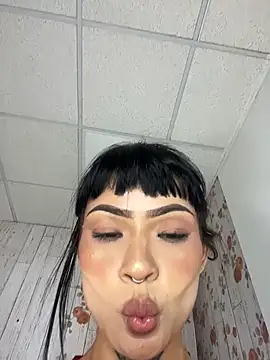 AxaraXXX - FINGERING PUSSY