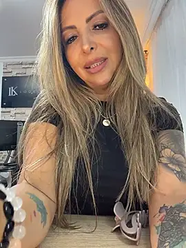 _Abril-Office1 - First squirt today 💦