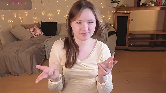 Sweetie_Hope - topless 10 min