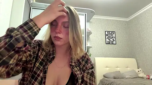 LatishaKrauel - Hot Tease Dance for u