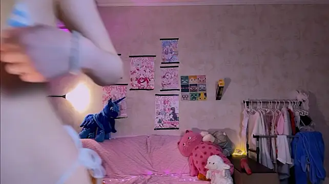Fluttershyyy - Wet a sexy top