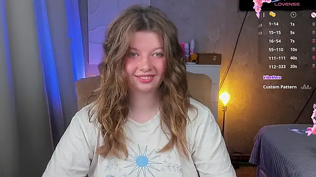 Vivian_cutie - show the pussy