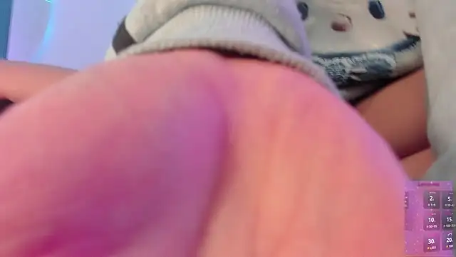Sarah_Moon1 - Suck Dildo and insert in pussy 😋🥵