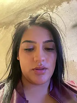 SahanaPrince - Big squirt on the stairs