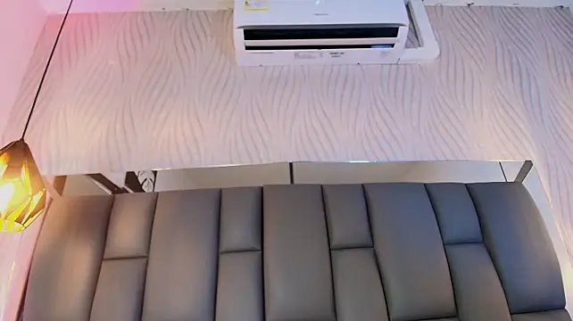 Lana_Sliim - it bounces really hard on your dick